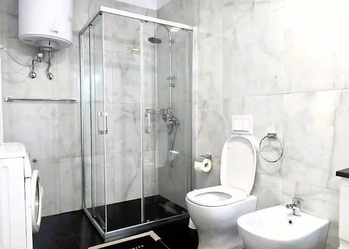 Modern & Bright 地拉那